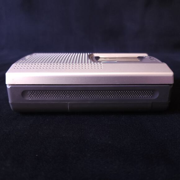 Sony TCM-150 Cassette Corder Handheld Recorder Player - AS IS / For Parts ONLY - Picture 4 of 6